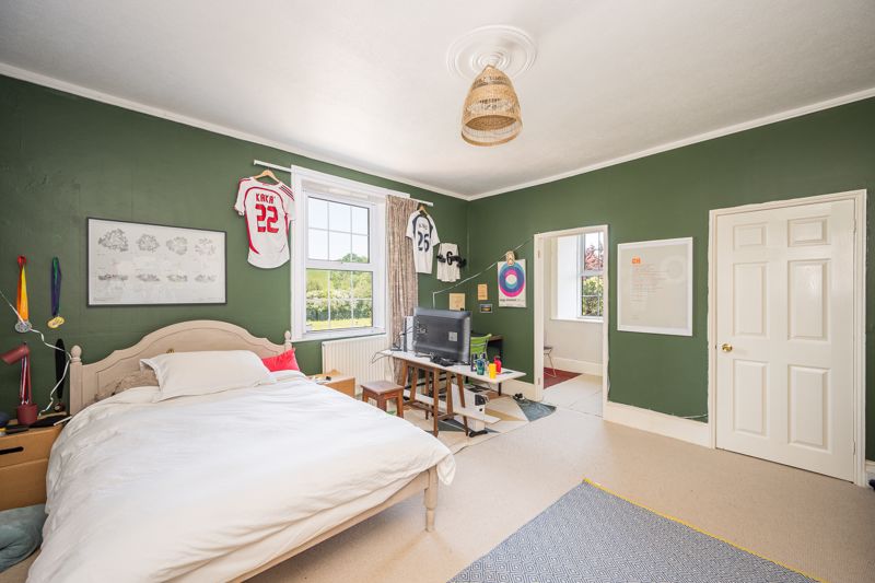 Bedroom- click for photo gallery